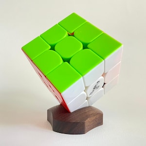 Horizon Cube Stand – Handcrafted Rubik’s Cube Display in Cherry or Walnut Hardwood, Stand for Puzzle Cubes, CMY Cubes, Photo Cubes