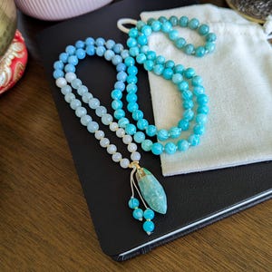 INTUICYJNE UZDRAWIANIE, naszyjnik buddyjski z amazonitem, 108 japa mala, prezent medytacyjny Mala Necklace 108