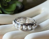 SILPADA Jewelry - Retired ~ NESTED PEARLS Sterling Silver Ring ~ Size 5 1/2