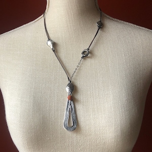 SILPADA Schmuck - Im Ruhestand ~ Koralle & Sterling Silber LederKette