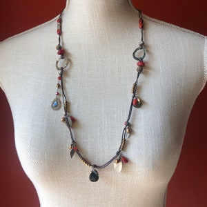 SILPADA Schmuck - Im Ruhestand ~ Koralle & Mischstein Perlen Halskette N2116