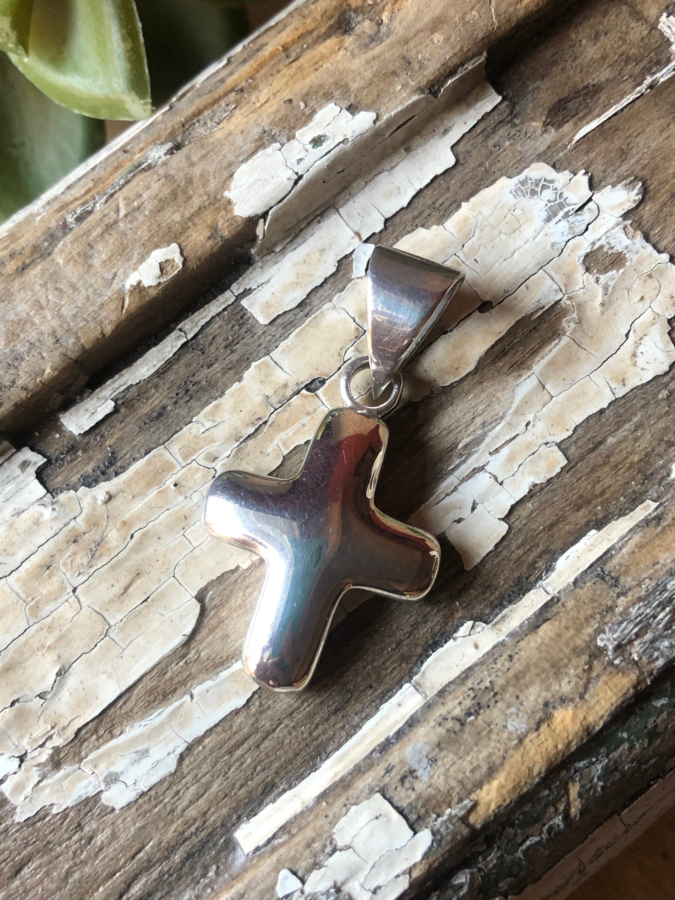 Silpada 2024 cross pendant