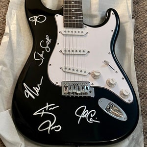 Bret Michaels Poison signed acoustic guitar Something To Believe in Beckett COA autograph Star Bret Michaels Poison signed acoustic guitar Something To Believe in Beckett COA autograph Star