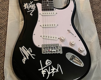 BLINK182  autographed signed full size GUITAR
