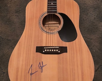 JAMES TAYLOR gesigneerde, gesigneerde GITAAR op volledige grootte