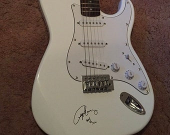 AC/DC ACDC 直筆サイン入り アンガス・ヤング サイン写真 ギター