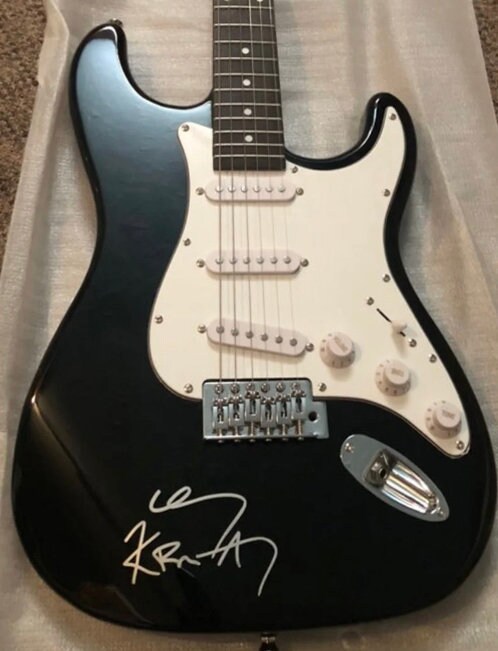 LENNY KRAVITZ  autographed signed full size GUITAR