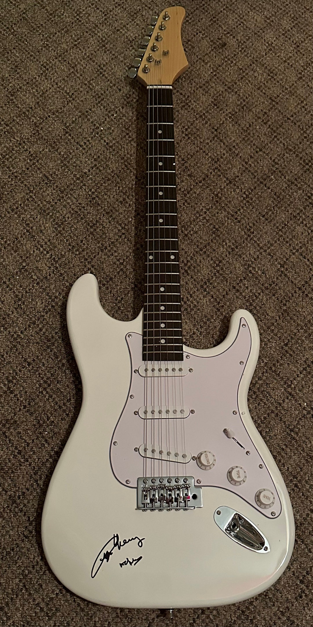 AC/DC Angus Young AUTOGRAPHED Signed Full Size Guitar - Etsy