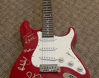 AEROSMITH  signed AUTOGRAPHED full size guitar