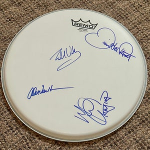 VAN HALEN con Eddie ha firmato la pelle AUTOGRAFATA da 12 pollici