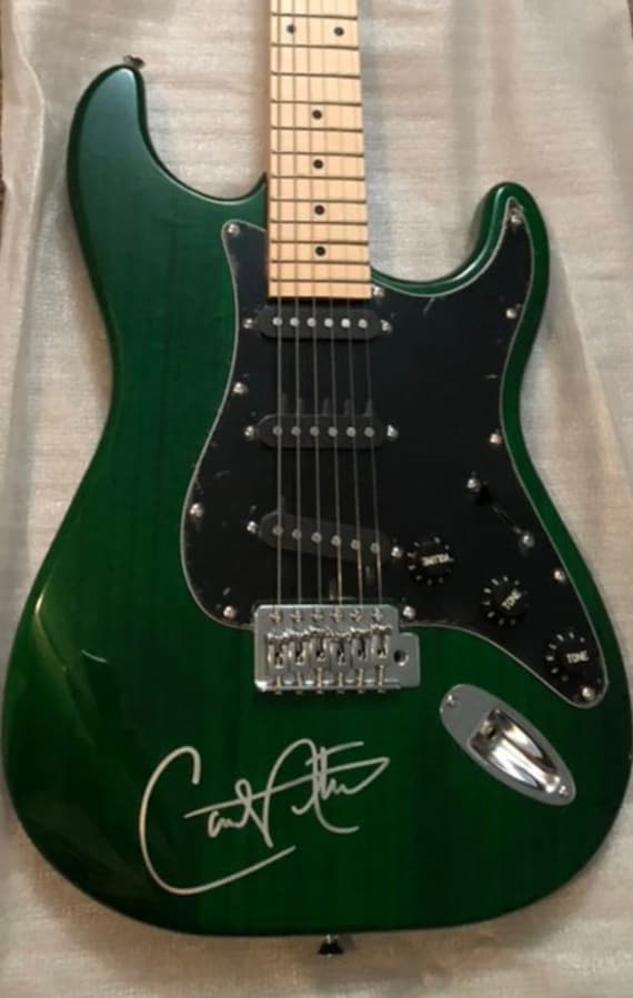 Carlos Santana signed Epiphone Les Paul guitar exact proof COA autographed star Rare. Carlos Santana signed Epiphone Les Paul guitar exact proof COA autographed star Rare.