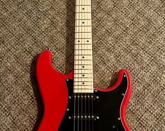 OASIS   signed AUTOGRAPHED full size GUITAR !