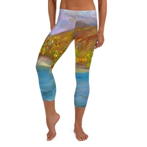 Leggings capri de yoga para mujer, pantalones de yoga, leggings de entrenamiento, yoga, ejercicio, leggings inspirados en el arte abstracto, regalos para ella, arte: Foral Cove