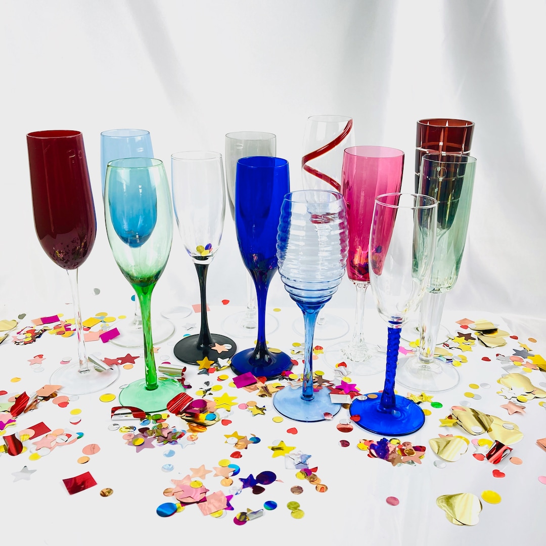 Exquisite Vintage Champagne Flutes 12 Champagne Glasses Etsy