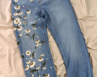 Painted Jeans Daisy Floral Painted denim Be amazing