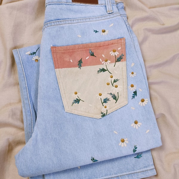 Painted Jeans Daisy Floral High Waist Blue Light Yellow and Pink poche arrière Painted denim Be amazing