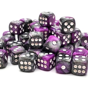 Bag O&#39; D6&#39;s 12mm 50ct: Vorpal - Silver & Purple