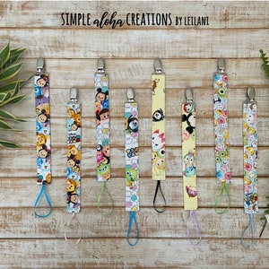 Disney Tsum Tsum Designs / Personalized Paci Clip / Disney Tsum Tsum Fabric Binky Holder / Customized Name Clip / Adorable Baby Gift