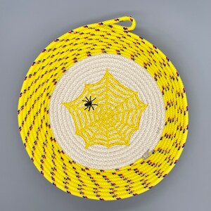 Tigela de corda de teia de aranha amarela
