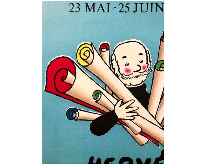 Puede incluir: Un cartel vintage que anuncia una exposici&oacute;n de arte. El cartel presenta a un hombre de dibujos animados sosteniendo una pila de rollos coloridos. El texto en el cartel dice "23 MAI - 25 JUIN".