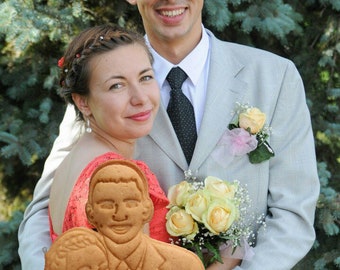 Newly Engaged Gift Cookie Cutter from Photo, Custom Couple Portrait Stamp, Engagement Gift Idea, Personalized Wedding Cookie Cutter