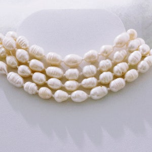 Long necklace of freshwater pearls &quot;Pearls 2B&quot;