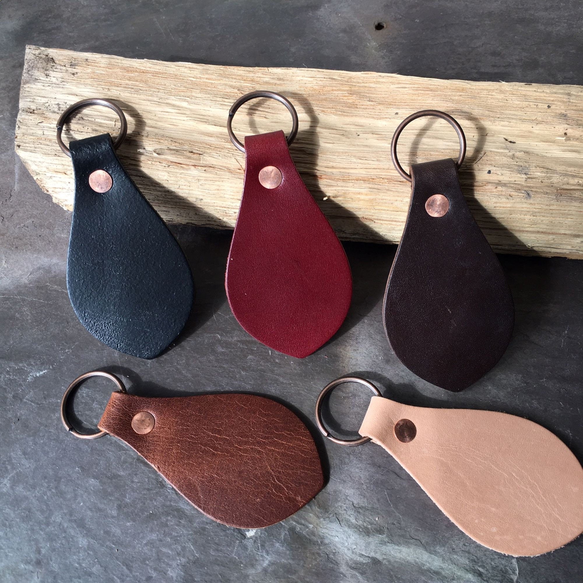 Leather Key Fob Kits Sets of 10 Leather Key Chain Kit, Blank Leather Key  Chain, Leather Kits, Bulk Quantities Available 