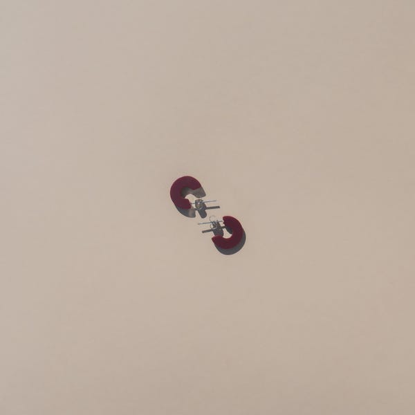 Mali ( New Thinner Style )- Maraschino Kirschrote Creolen