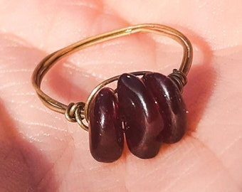 Red Garnet Wire Wrapped Ring-Raw Garnet Statement Ring-Metaphysical Crystal Jewelry-Handmade Stone Jewelry-Raw Gemstone Ring-Get Yours Now!