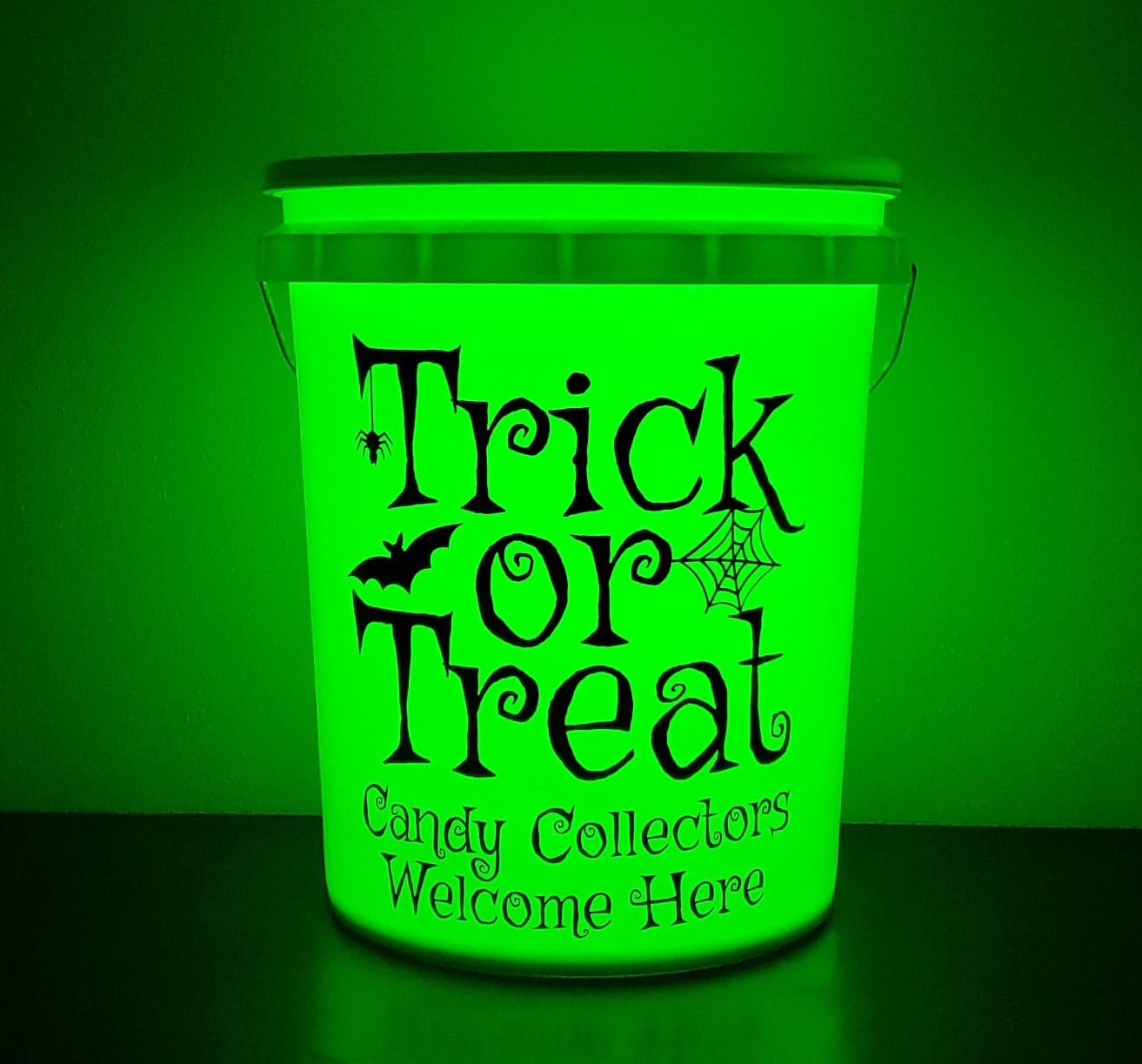 TRICK OR TREAT Light Up Bucket Sorry Out Of Candy Double sided trick-or-treat-light-up-bucket-sorry-out-of-candy-double-sided