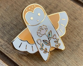 Floral Barn owl hard enamel pin, owl lapel pin, Christmas gift for her, animal pin, flower pin, flower animal pin, owl enamel pin