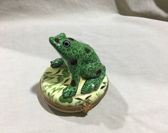 Limoges Frog Box
