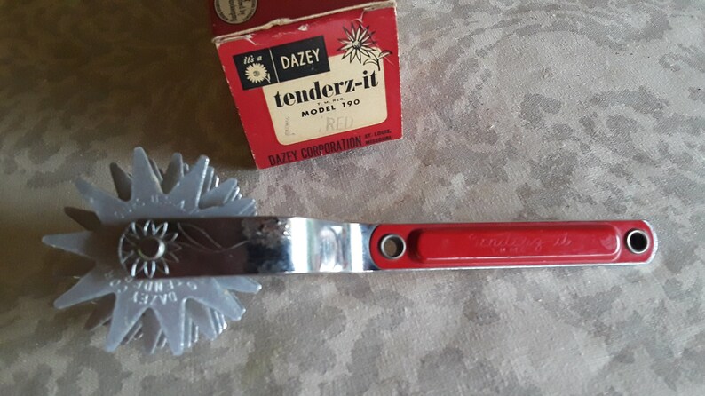 Vintage Dazey tenderz-it Meat Utensil