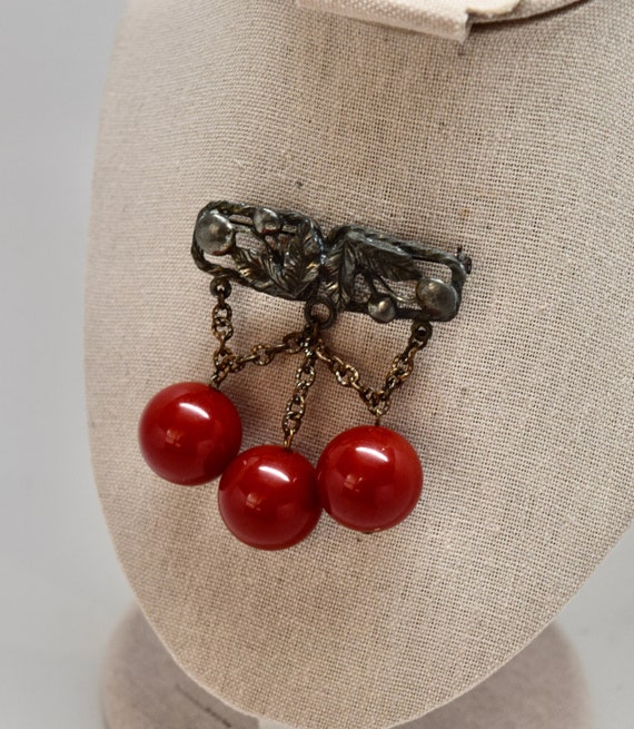 1940's Metal and Bakelite Cherries Dangle Brooch - image 6