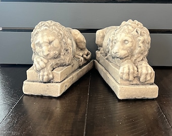 Resting Vatican Canova Lion Bookends Vintage Reproduction Home Accent Decor
