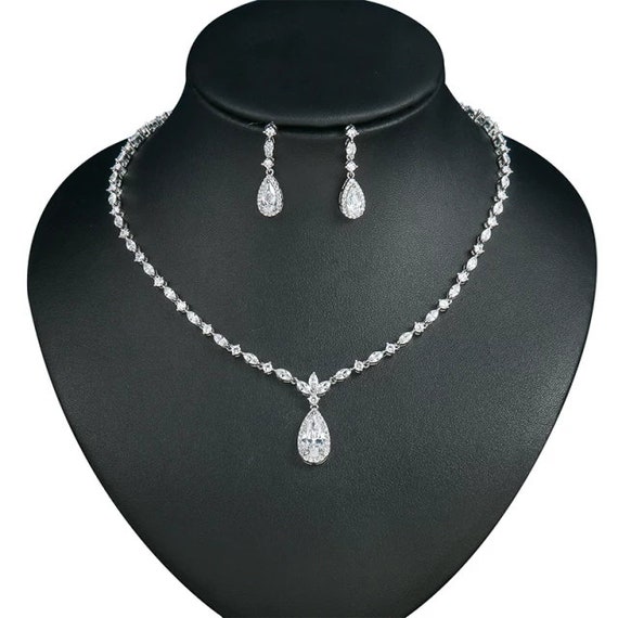 Wedding silver necklace set online