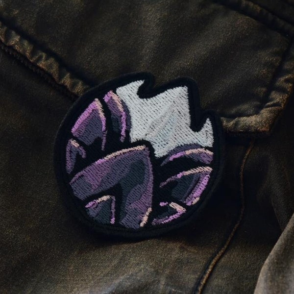 Nailmaster's Glory Charm - Hollow Knight Inspired Sew-on Patch
