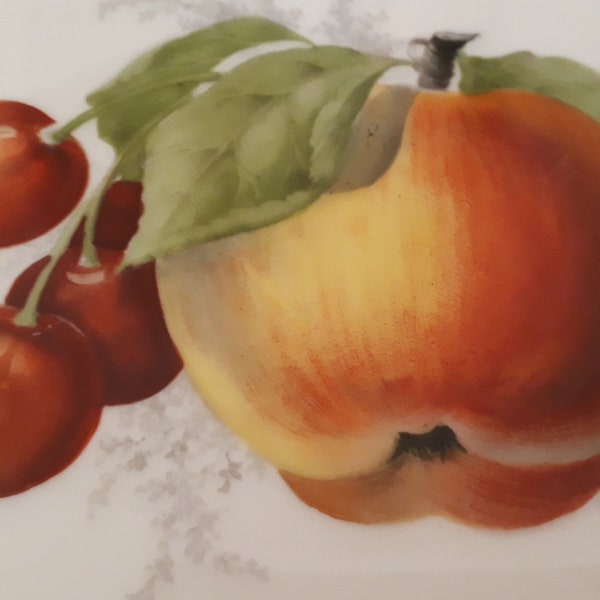 Rosenthal Wandteller / Obstteller - mit Apfel, handgemalt