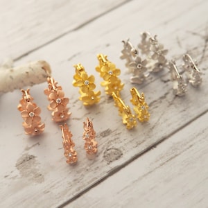 925 Sterling Silver Hawaiian Plumeria Lei Hoop Earrings, 17mm Hoop, 12mm Hoop  [3 Colors: Silver, Rose gold, Yellow gold]