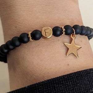 Armband Sternenkind,  Armband aus Polarisperlen mit Initalie und Sternanhänger, Erinnerungsarmband, Armband Fehlgeburt, Farbwahl, Stern