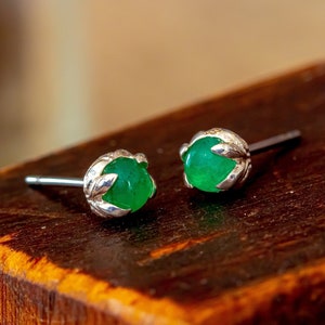 Emerald Stud Earrings | genuine emeralds | sterling silver | white gold | May birthstone | floral studs | nature-inspired jewelry | cabochon