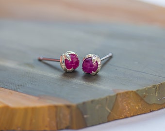 Natural Ruby Stud Earrings | Genuine Ruby Silver Studs | Unique Floral Jewelry | Nature Inspired Jewelry | Small Silver Leaf Cabochon Stud