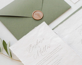 Handgeschepte papieren trouwkaart 'olijf' inclusief envelop en zegellak, NIET-GEPERSONALISEERD MONSTER
