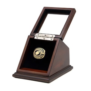 Championship Ring Display Case - Single  Slot  Memorabilia Gift Box
