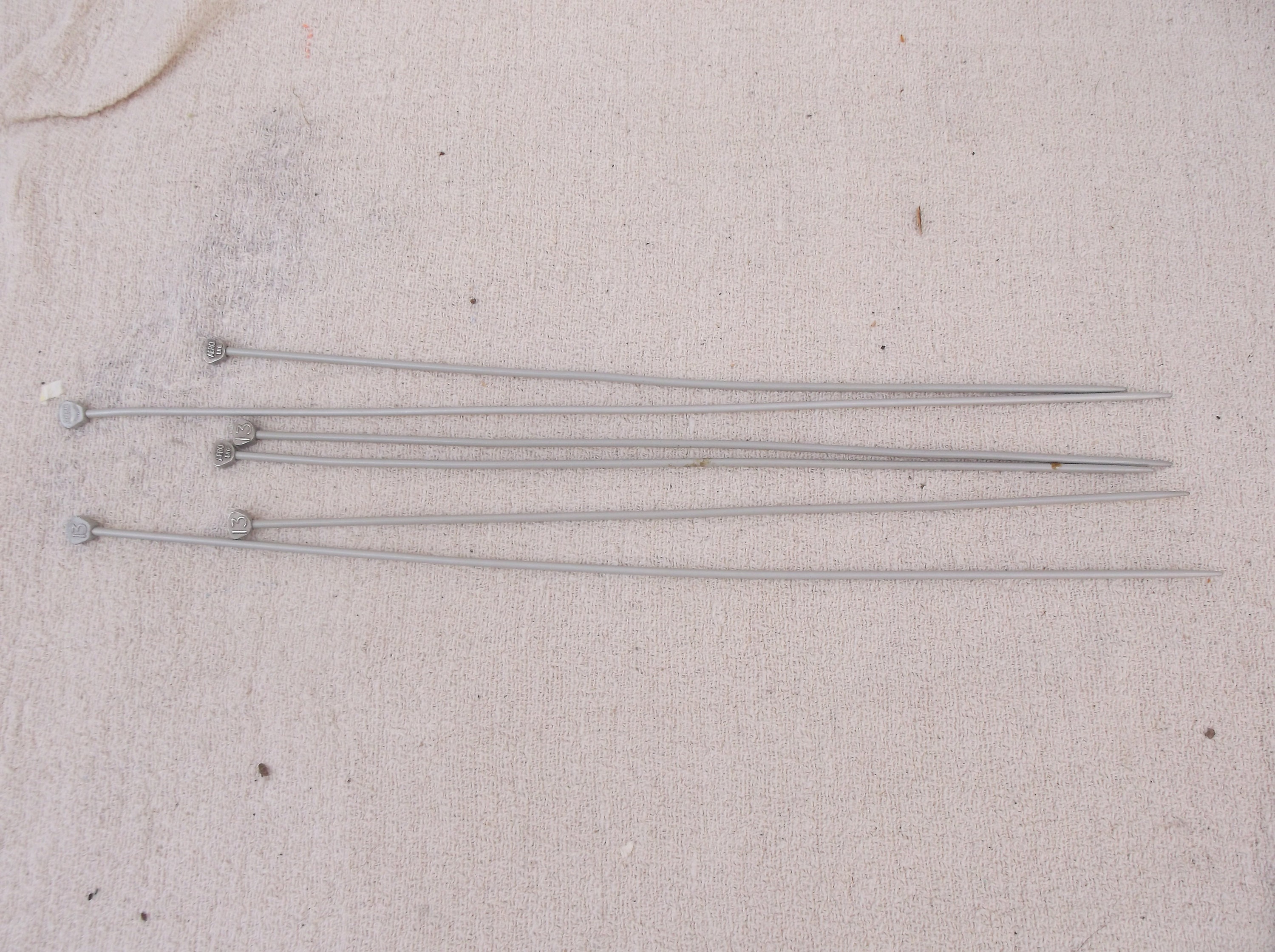 Vintage Aero knitting needles, size 13, 2.25 mm, metal knitting pins