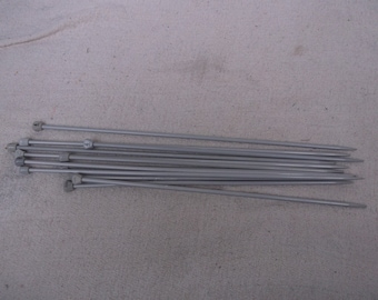 Aero knitting needles, size 8, 4 mm, metal knitting pins