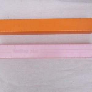 Plastic canister, knitting needle storage tub, vintage needle case, lidded box