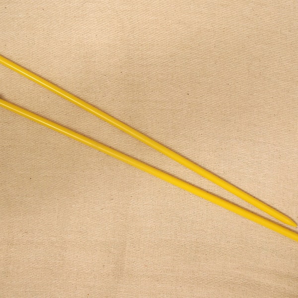Gelbe Stricknadeln, Kunststoff Stricknadeln, Größe 22, 7 mm