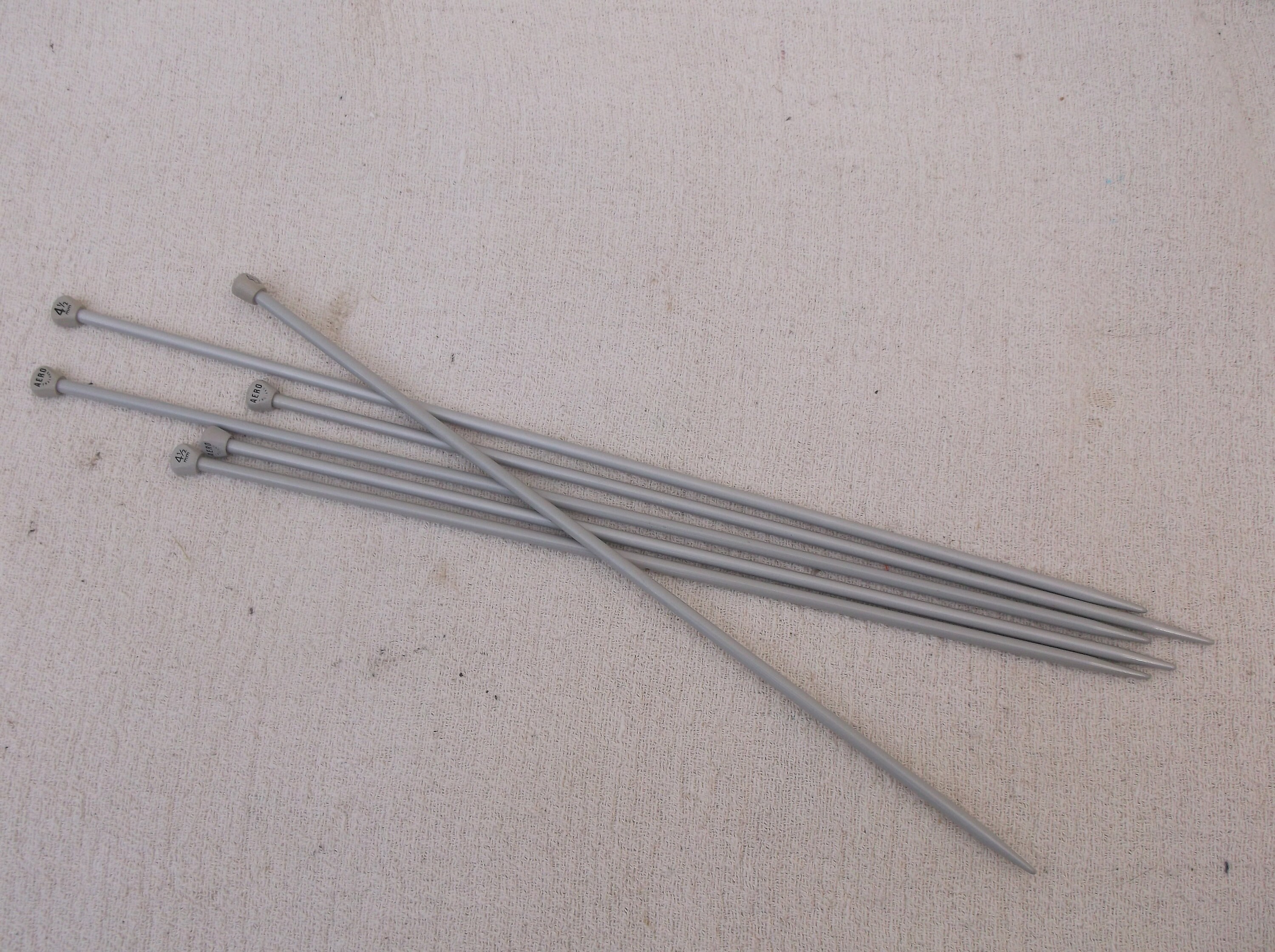 Pink Metal Knitting Needles, Size 7, 4.5 Mm, Steel Knitting Pins