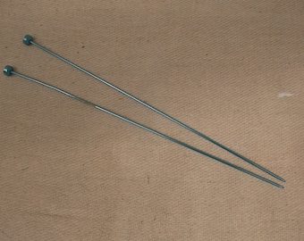 Blue metal knitting needles, UK size 8 eight, 4 mm, steel knitting pins